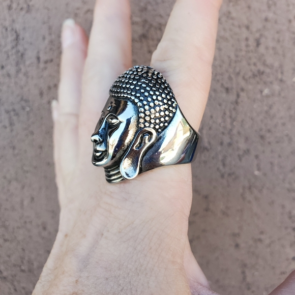 New Huge Buddha Head Silver Stainless Steel Statement Ring. - Picture 10 of 11